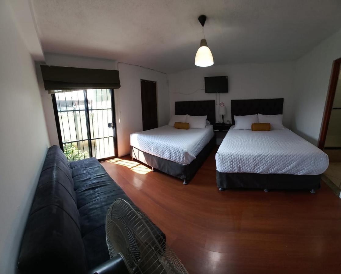 Global Airport Inn Free Shuttle Guatemala City Exteriör bild