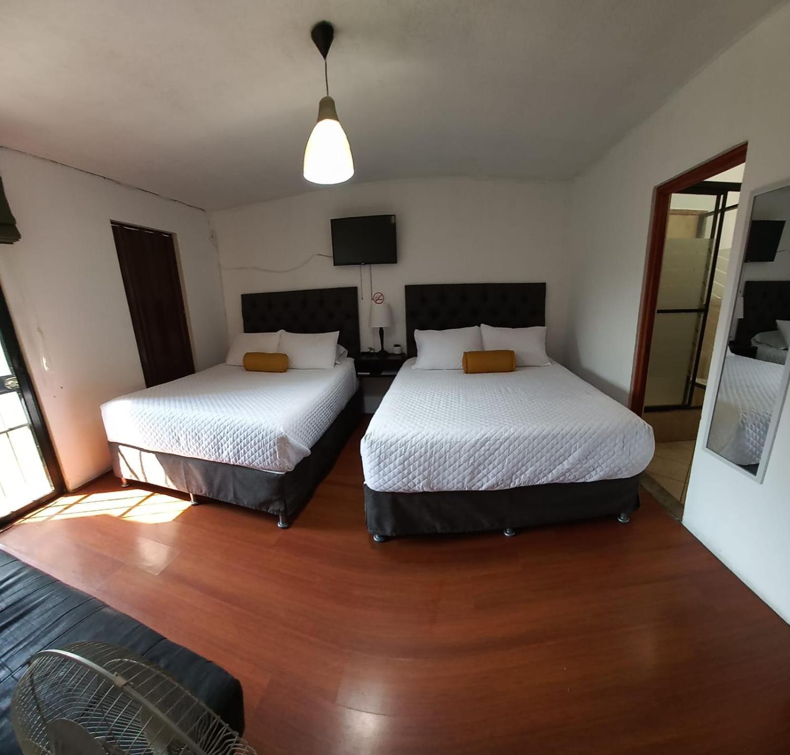 Global Airport Inn Free Shuttle Guatemala City Rum bild
